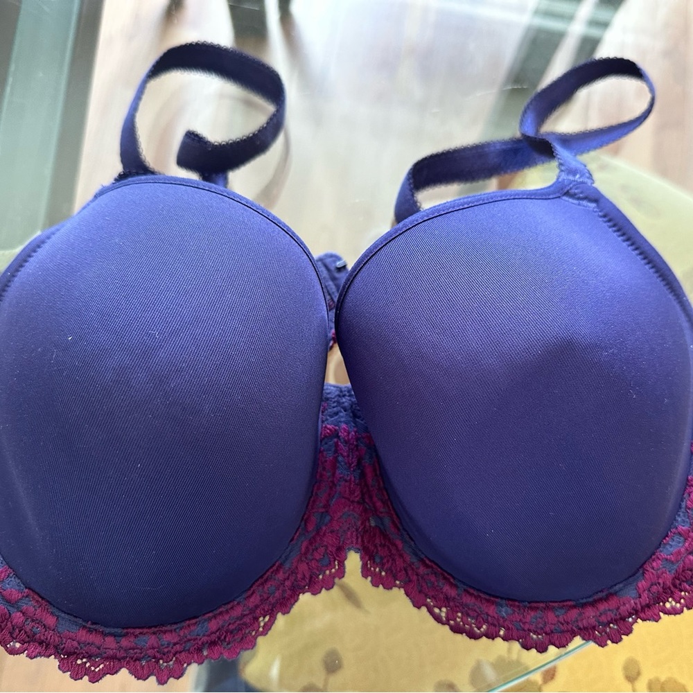 38DD Wacoal purple bra